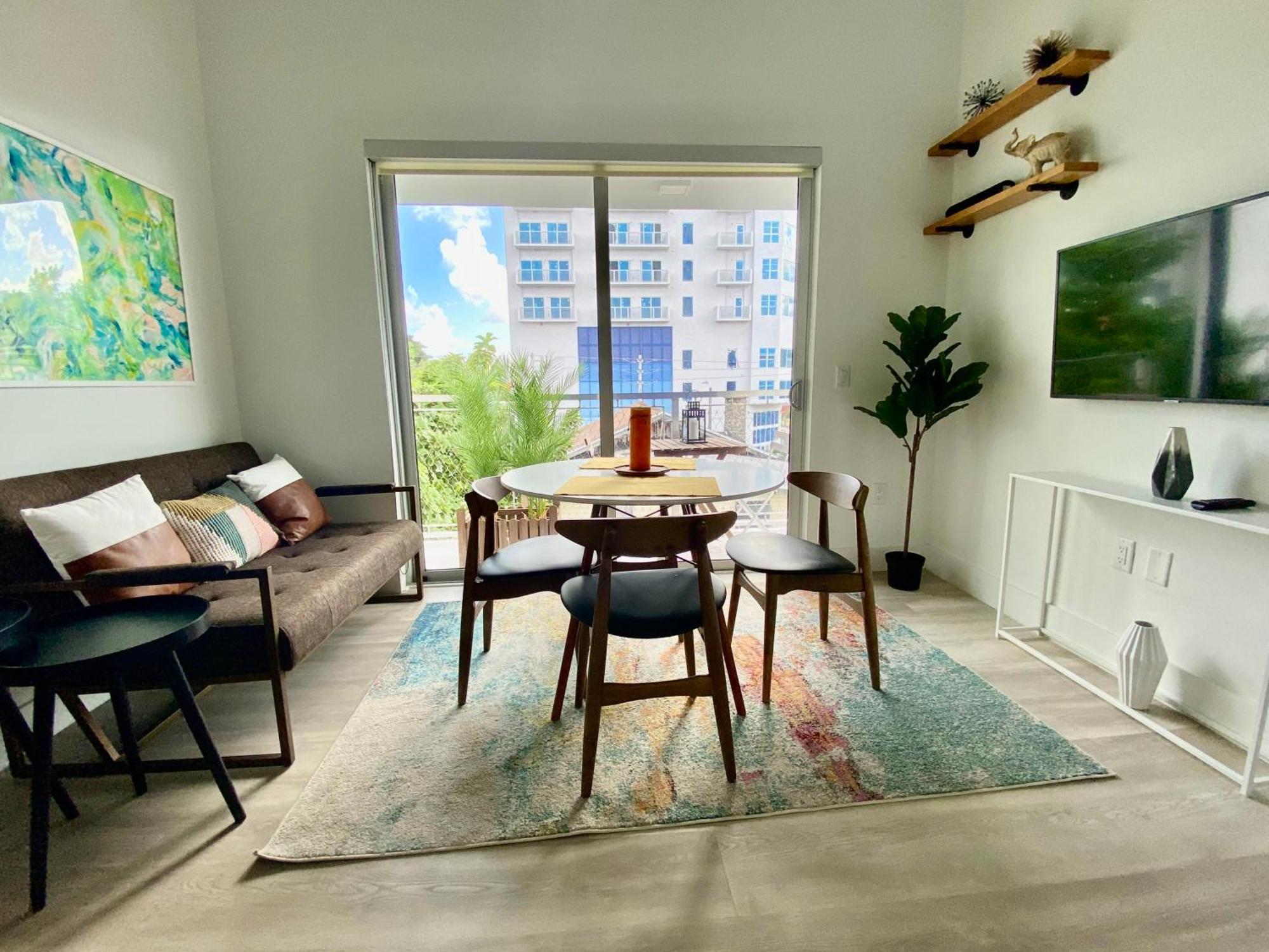 Aerie Apartments Miami Exterior photo